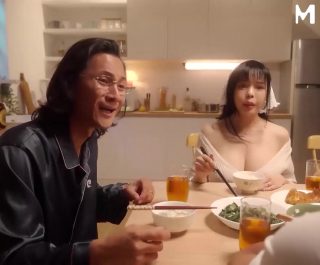 Sex Trung Quốc gái xinh nút buồi ngon